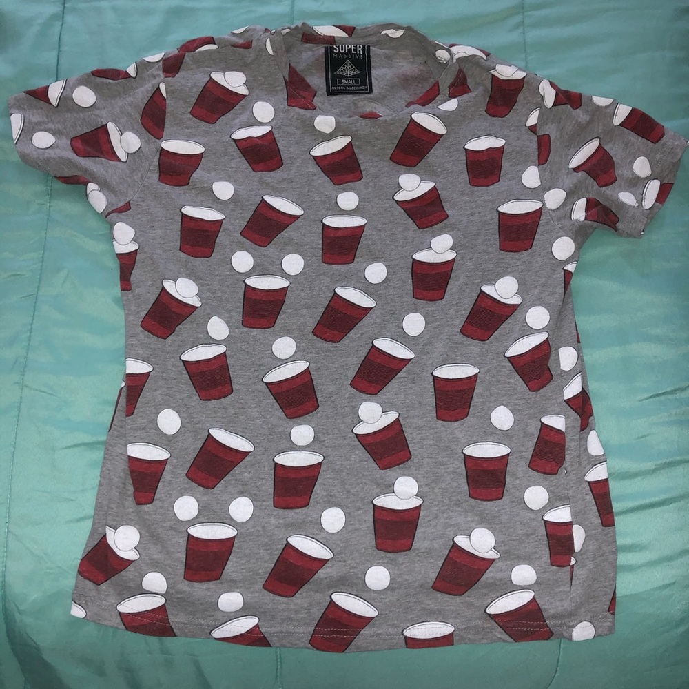 Super massive cup pong tee